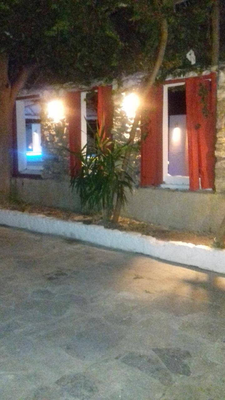 Taradella Hotel Alissos Exteriör bild